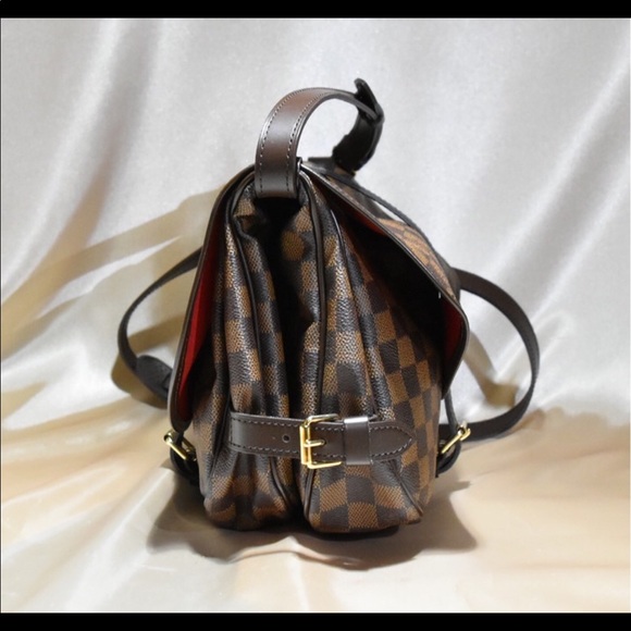 Rare Saumur Damier Like New Condition almont! 30 - Picture 6 of 8